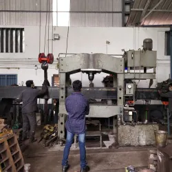 Machine Installation Services in Pune | DU Polymer Packaging